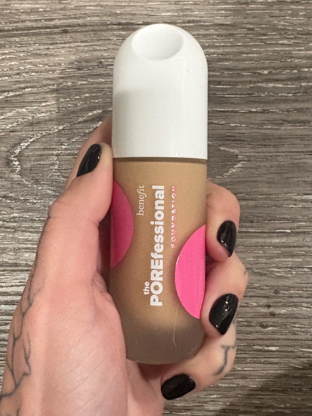 Benefit POREfessional Face Primer in Tan & Bright Pink Accents